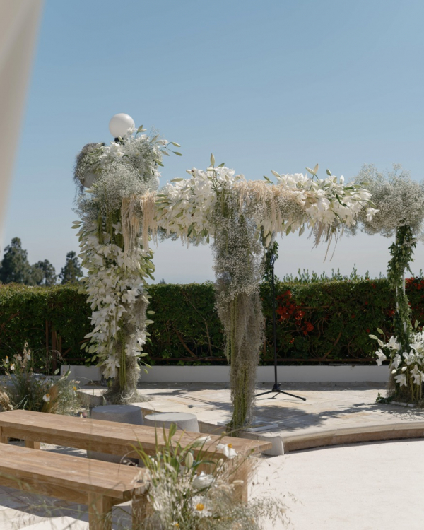 An intimate wedding at parent's residence | Interview with the bride about Persian Abgoosht, heartfelt speeches, and joyful dancing