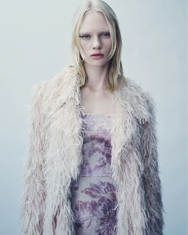 12 Stylish Outwear Pieces for Brides — photo 1