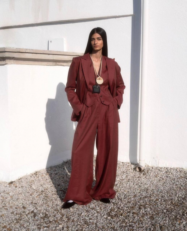 Best Winter Bridal Shower Outfits | Bridal Shower Attire for Cold Weather