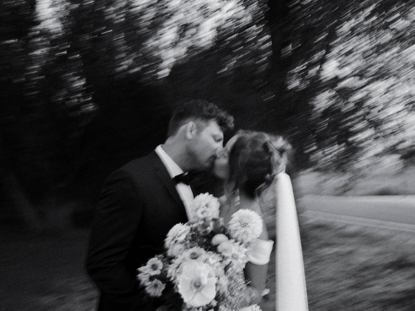 An Authentic Garden Wedding Editorial | Jenny Losee's Take on Timeless Romance