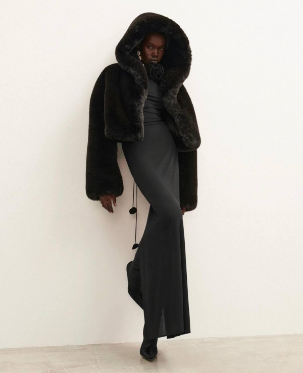 Best Winter Bridal Shower Outfits | Bridal Shower Attire for Cold Weather