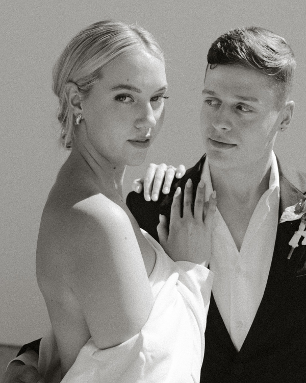 Real wedding that reflected current emotions | An interview with the bride regarding concept development, the wedding program, and the outfits