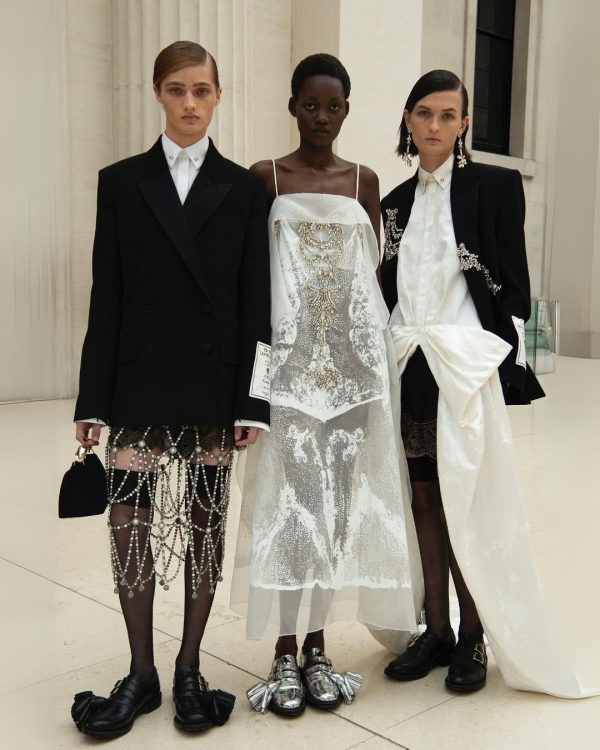 70 Looks from the SS25 RTW Runways for the Fashion Bride