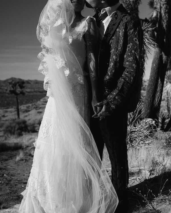 A Serene Joshua Tree Elopement — photo 2