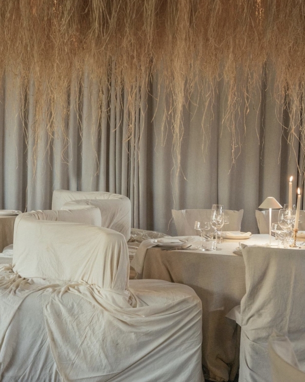 Trend: Wedding Drapery