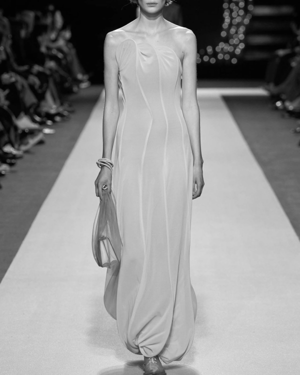 70 Looks from the SS25 RTW Runways for the Fashion Bride
