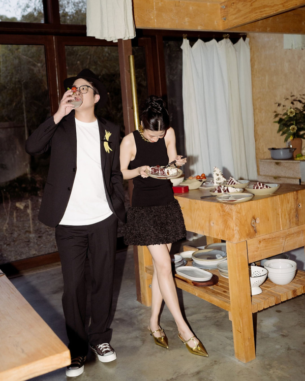 Black & Gold Romance