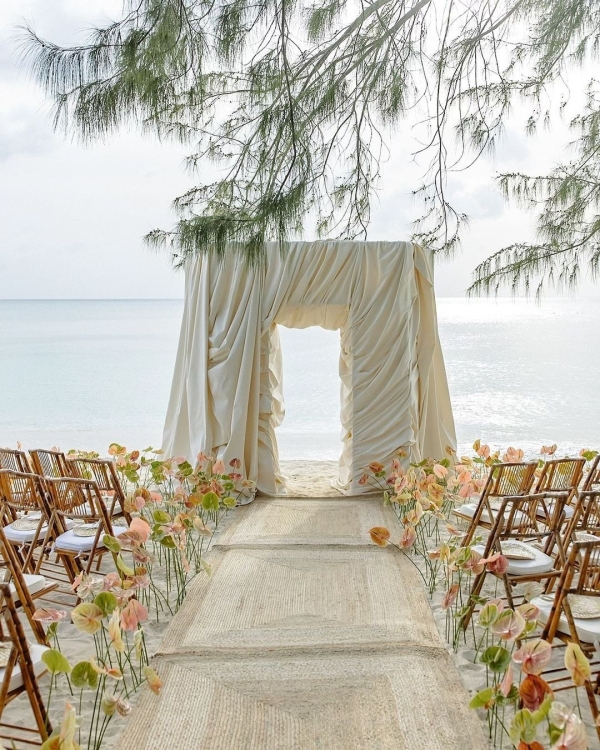 Beautiful Flower Altar Arrangement Ideas