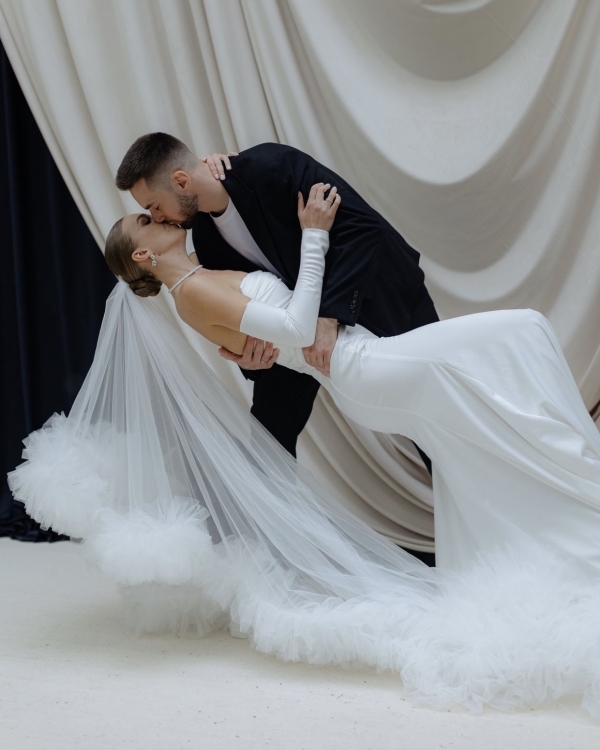 Trend: Wedding Drapery