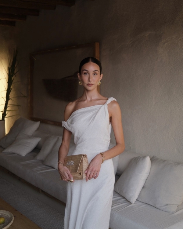 10 Beauty Influencers to Follow for Bridal Makeup Inspo