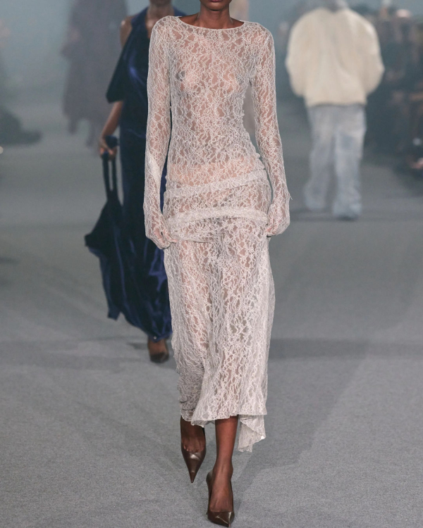 70 Looks from the SS25 RTW Runways for the Fashion Bride