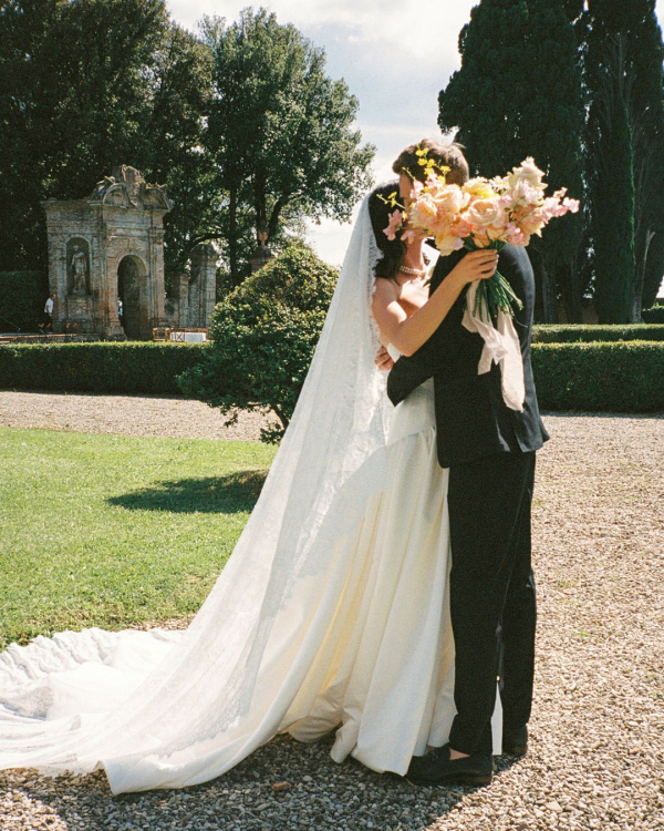 7 Tips for Luxury Wedding Photos on Any Budget