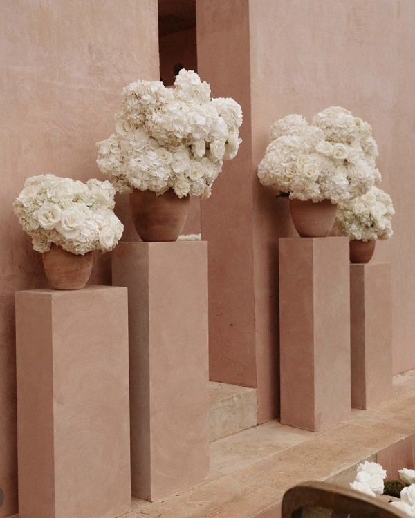 Beautiful Flower Altar Arrangement Ideas