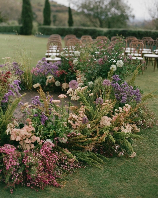 Beautiful Flower Altar Arrangement Ideas