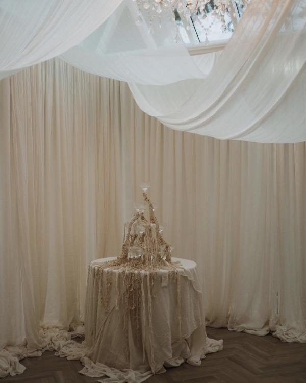 Trend: Wedding Drapery