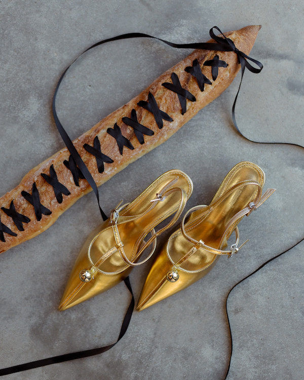 Black & Gold Romance