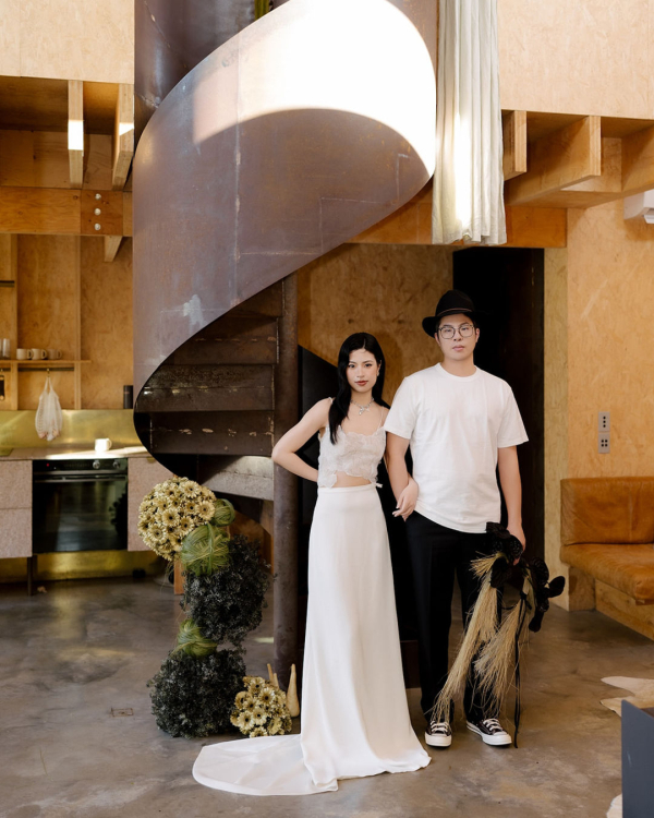 Black & Gold Romance