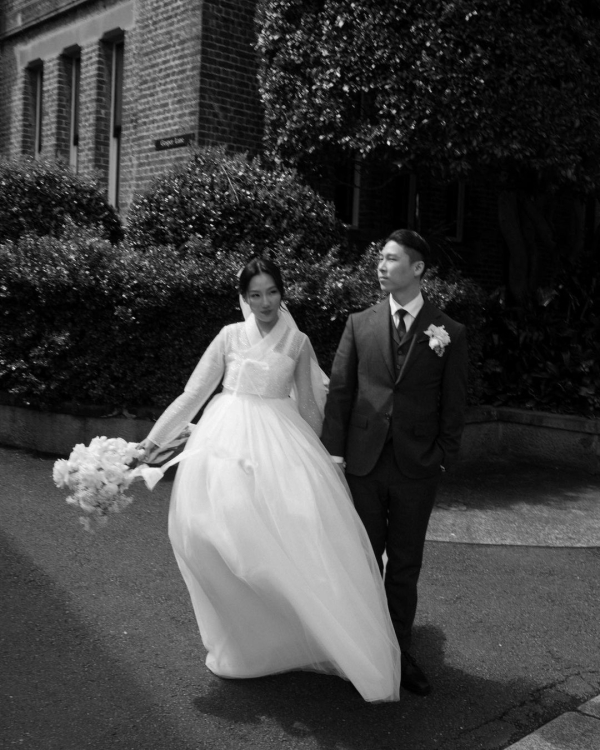 Interview with Wedding Photographer Oliver Hartley