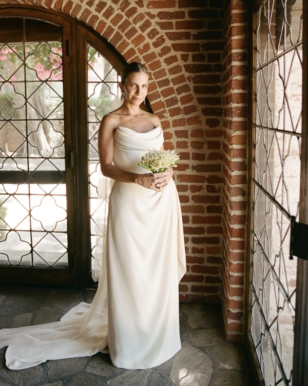 15 Best Bridal Stylists Around the World to Curate Your Dream Wedding Wardrobe