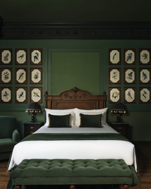 Where the It-Girls Are Staying: The Hottest Hotels Around the World