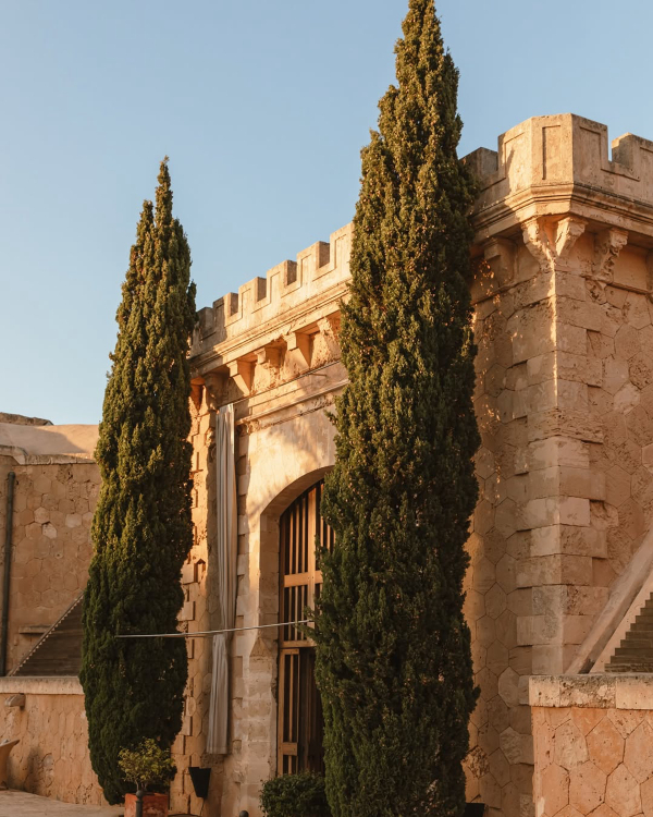 15 Stunning Boutique Hotels Perfect for Wedding Weekend Buyouts