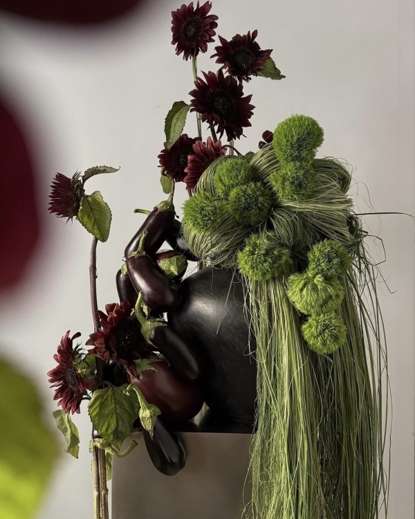 Trend: Woven Grass Arrangements