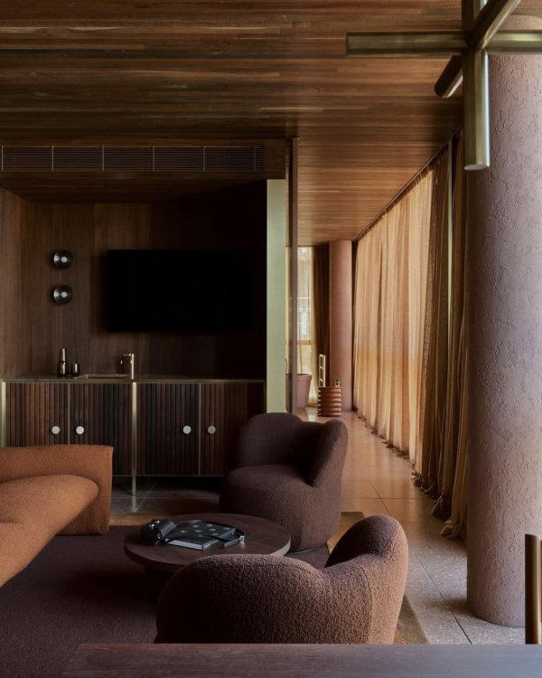 Where the It-Girls Are Staying: The Hottest Hotels Around the World