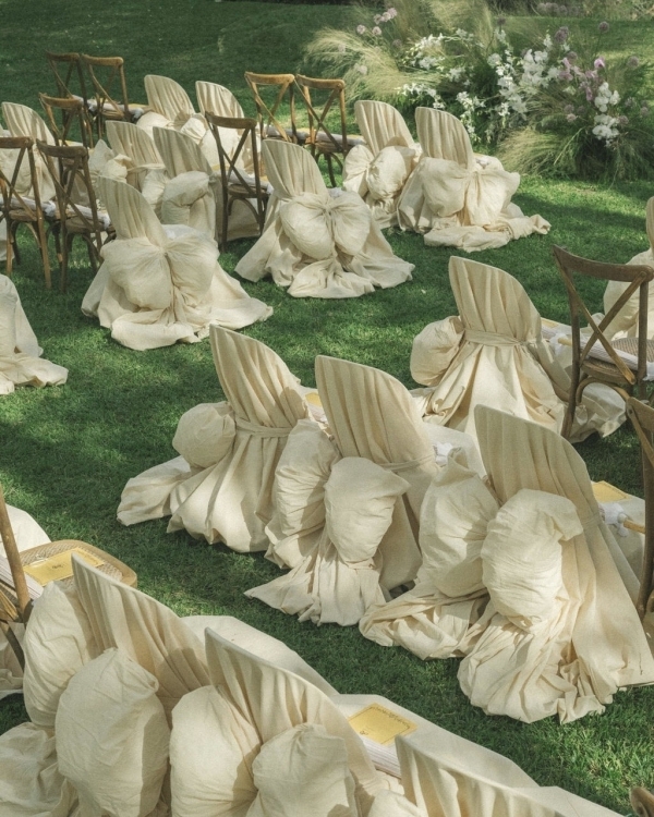 How to Submit Your Wedding and Get Featured on THE WED