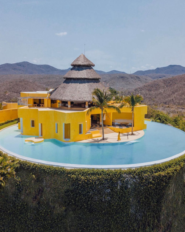 11 Movie-Worthy Wedding Venues That Bring Main-Character Energy