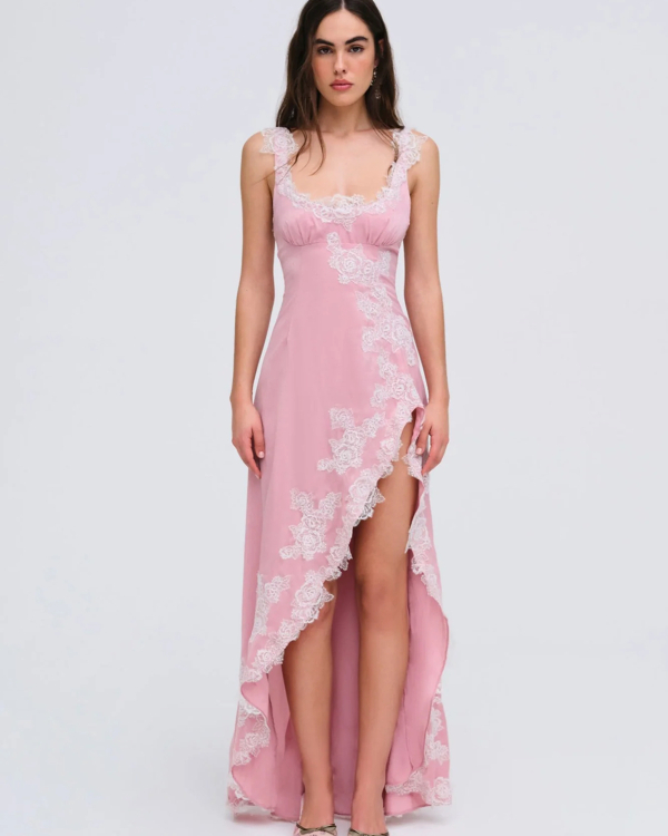 35 Best Lace Wedding Guest Dresses for Every Dress Code