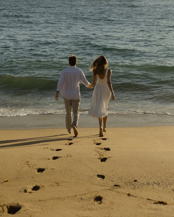 Why Nature Is the Best Backdrop for Your Wedding Photos