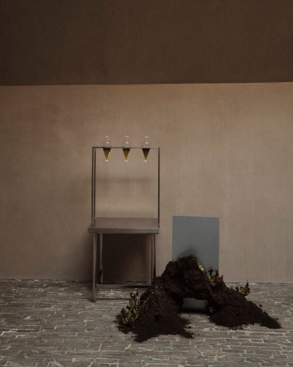 A Bold Botanical-Inspired Wedding Amongst Brutalist Architecture in Portugal