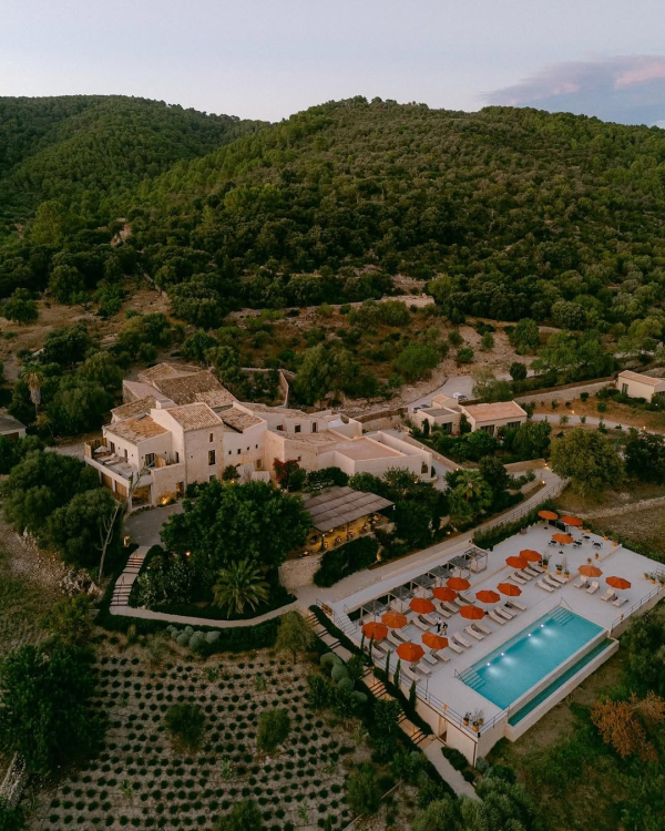 35 Best Wedding Venues in Europe | Beautiful Places to Get Married | Luxury Wedding Locations