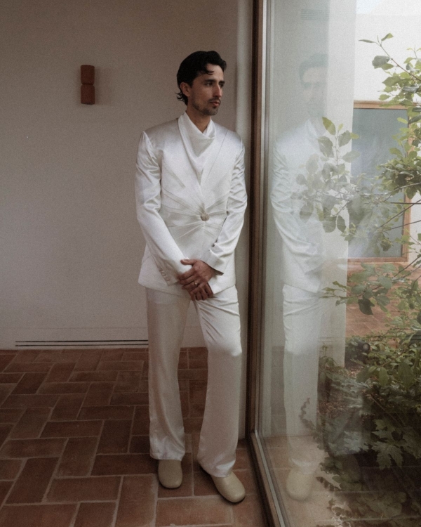 A Bold Botanical-Inspired Wedding Amongst Brutalist Architecture in Portugal