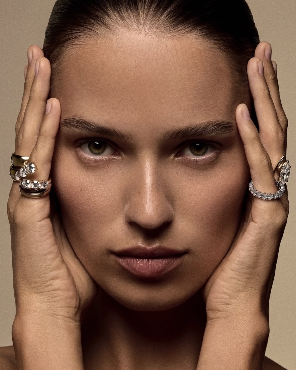 Engagement Ring Care: 8 Expert Tips to Keep Your Diamond Sparkling