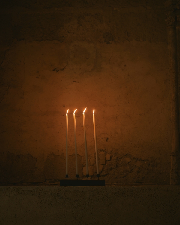 Influencer Xiayan Guo's Cinematic Abbey Wedding in Southern France