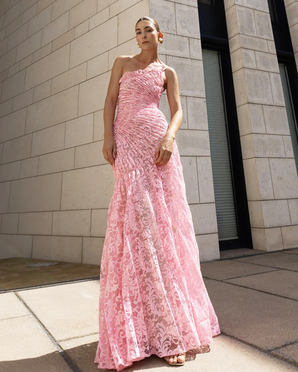 35 Best Lace Wedding Guest Dresses for Every Dress Code