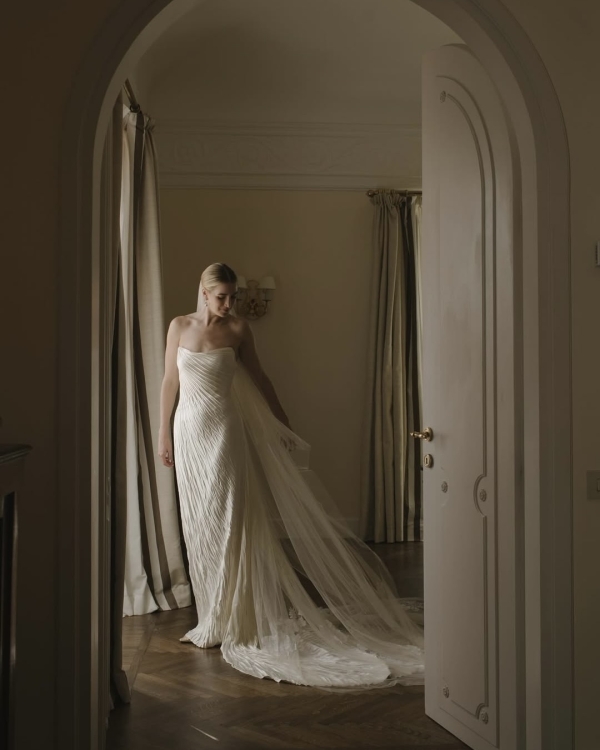 15 Best Bridal Stylists Around the World to Curate Your Dream Wedding Wardrobe