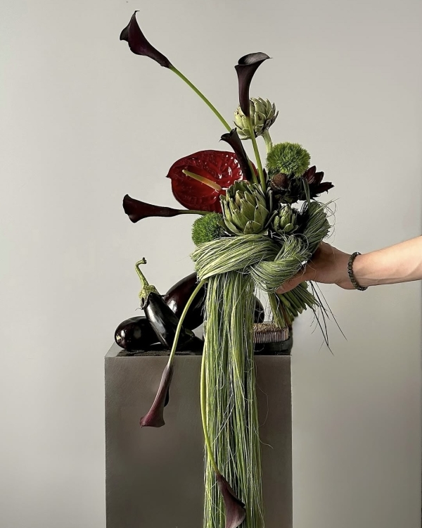 Trend: Woven Grass Arrangements