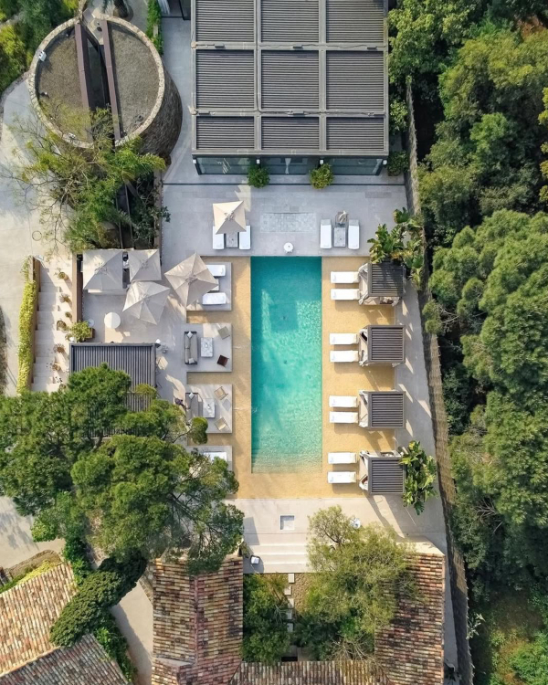 15 Stunning Boutique Hotels Perfect for Wedding Weekend Buyouts