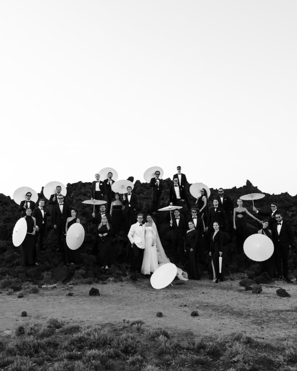 How to Achieve Stunning Wedding Group Photos Without Wasting Cocktail Hour