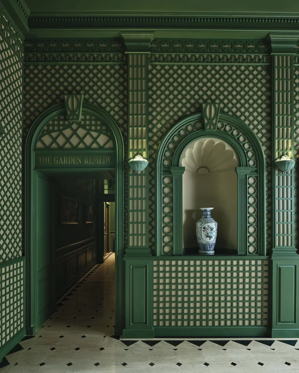 Where the It-Girls Are Staying Next: The Hottest Hotels Around the World — photo 2