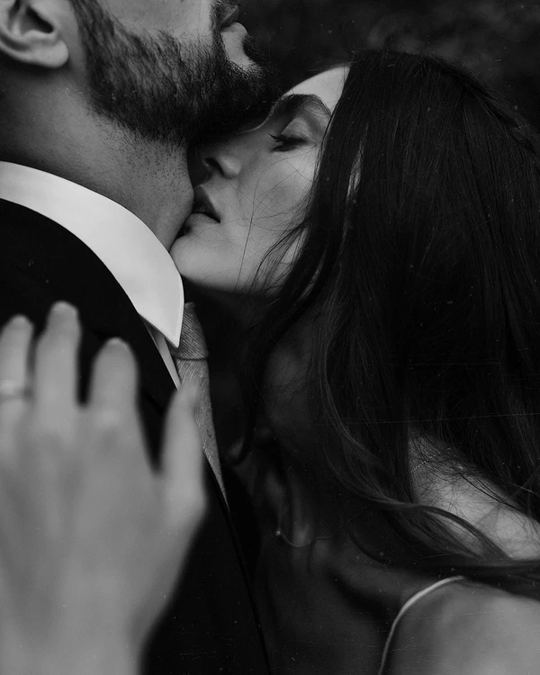 What to Look for in a Destination Wedding Photographer—Beyond their Portfolio