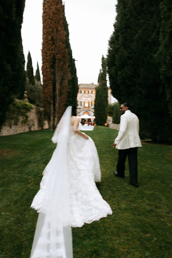 A Romantic Black-Tie Wedding Weekend at Villa Cetinale in Tuscany