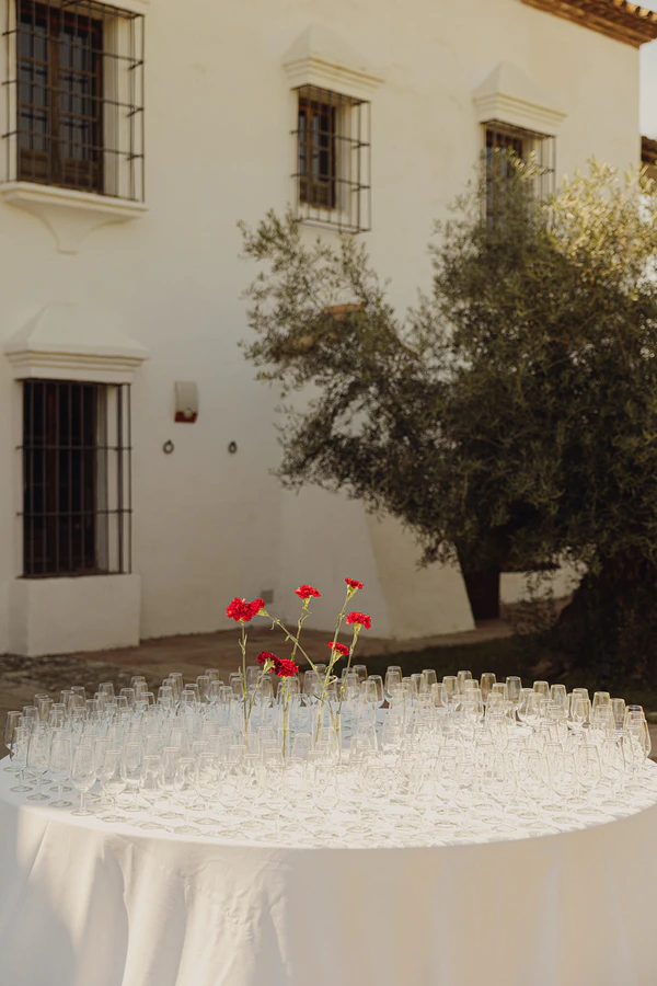 An Artist & Designer’s Art-Driven Spanish Wedding at a 16th-Century Cortijo, Drenched in Citrus and Calla Lilies
