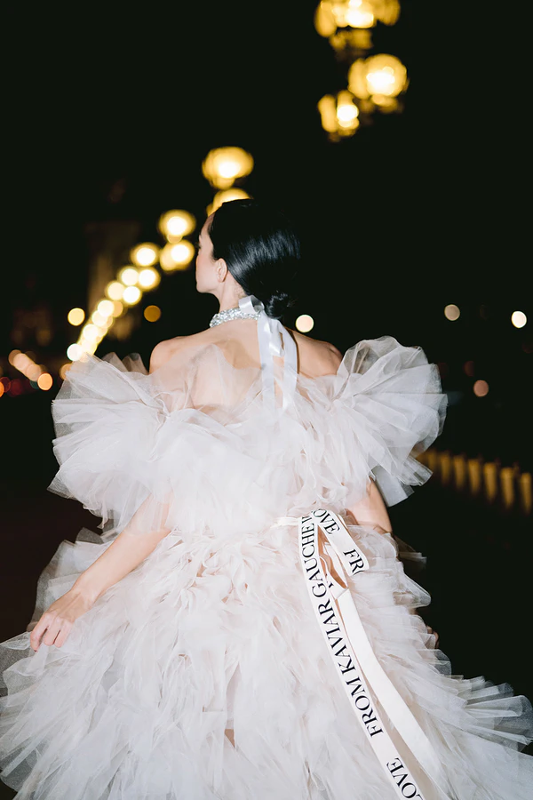 Valentine in Paris — photo 19