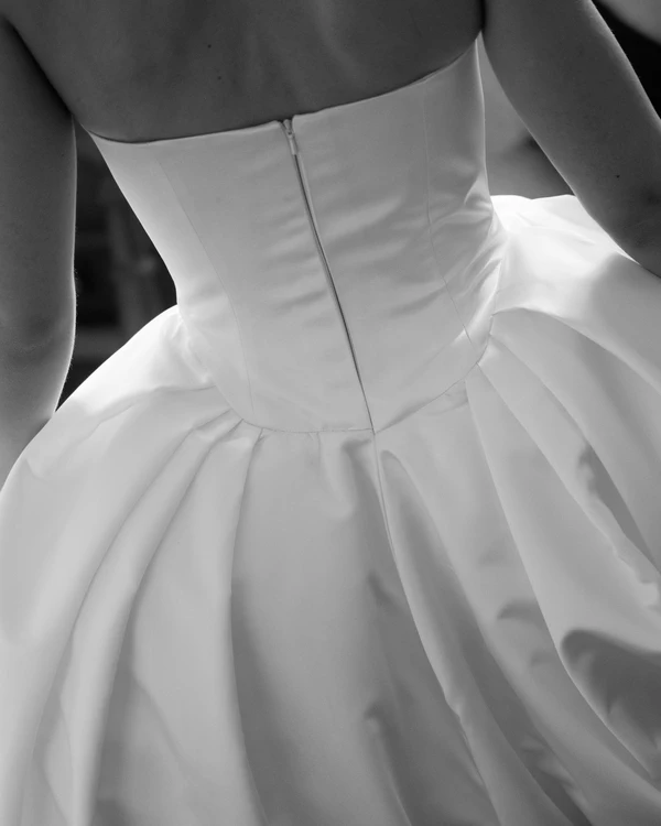 An Old-World Elegant Wedding at an 18th-Century French Château