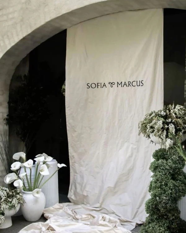 30 Unique Wedding Welcome Sign Ideas For a Stylish First Impression