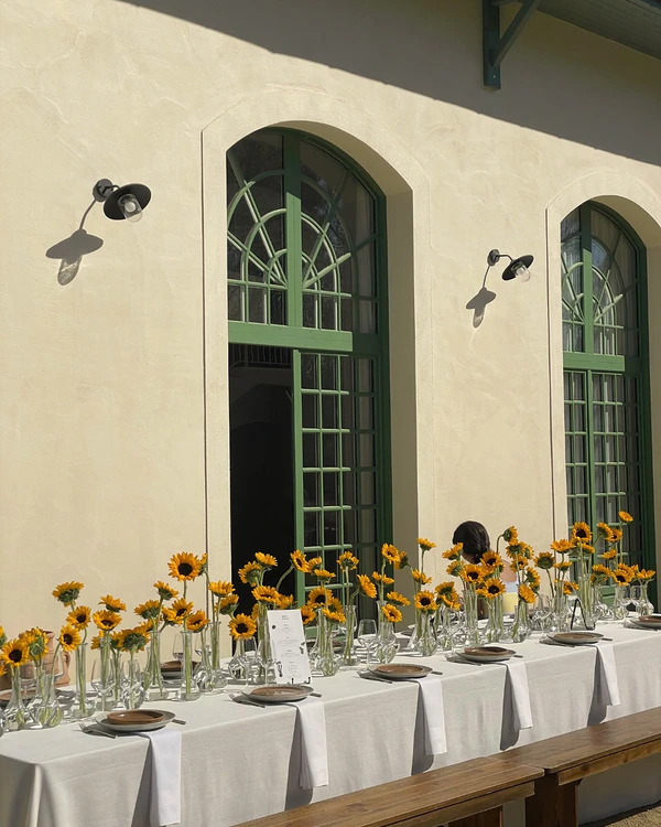 A Guide to the Best Wedding Flower Varieties for Every Season