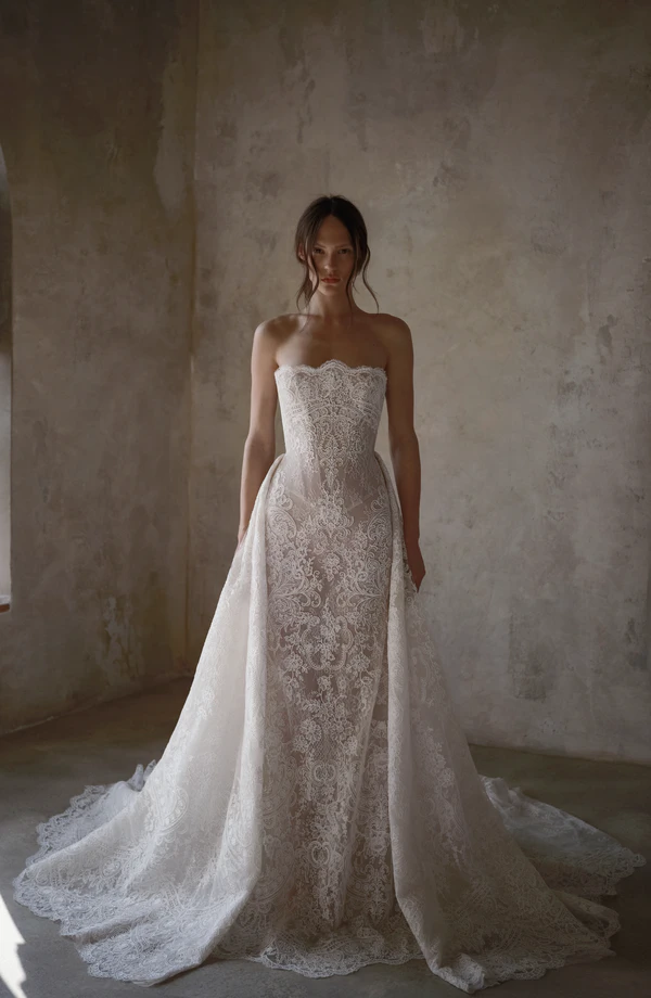 <a href="https://www.instagram.com/noyeliyahu.bridal?igsh=a2l2aHQzNmlhdzkw">Noy Eiyahu</a>